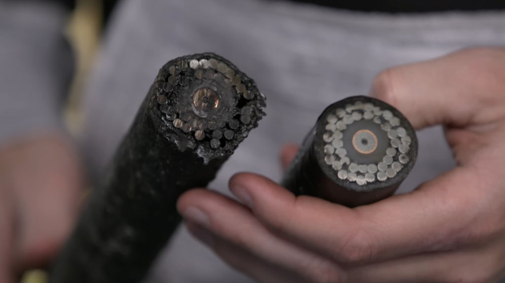 Abandonado há 20 anos, o primeiro cabo transoceânico a utilizar fibra óptica vai finalmente ser retirado do mar