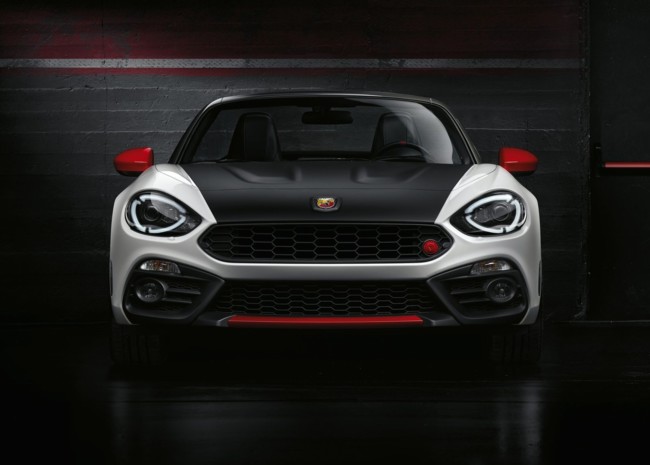 Abarth 124 Spider 5