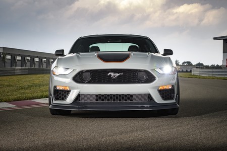 Ford Mustang Mach 1 33