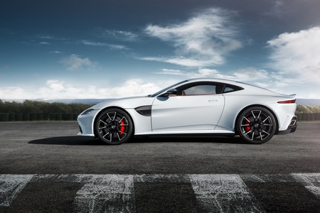 Startech Aston Martin Vantage