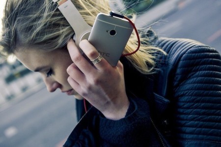 Beats está pensando en romper relaciones con HTC, según el WSJ