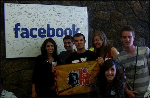 team CM en Facebook