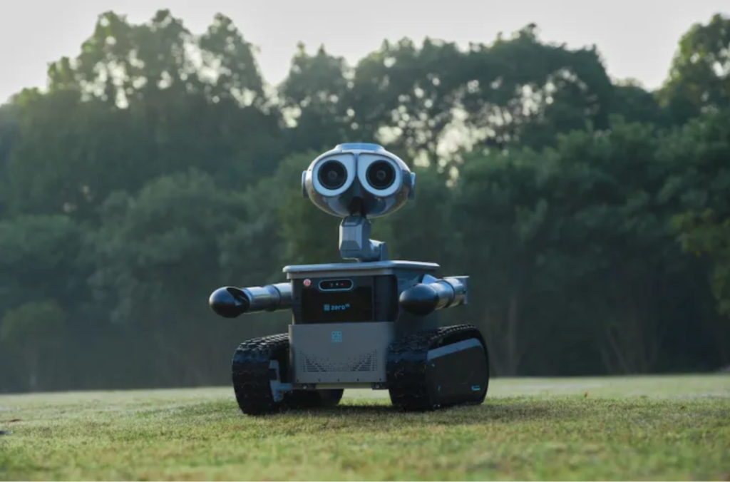 Ele carrega peso, conversa e não pede salário: o novo "primo" do Wall-E que usa inteligência artificial para ser o assistente perfeito