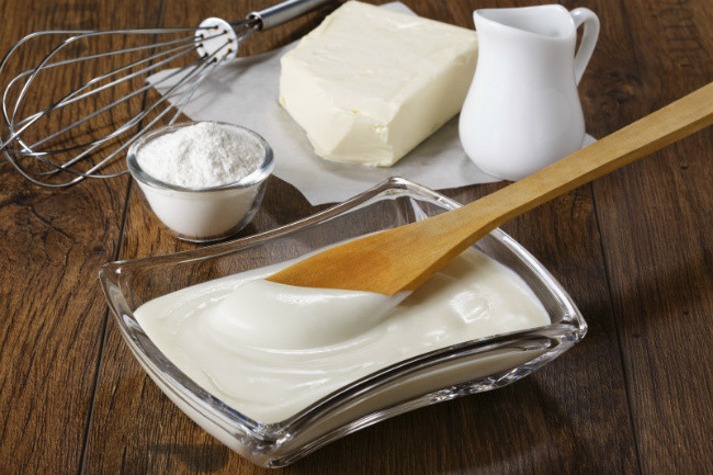 Ligera, fresca, espesa… ¿Qué nata es mejor para cada receta?