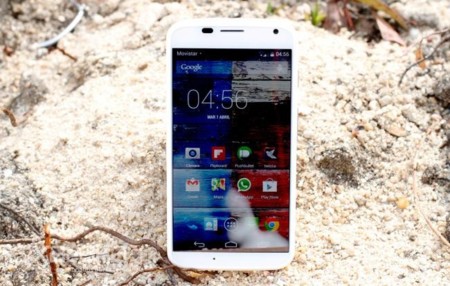 Motorola permite quitar el nombre del operador de la barra de estado con Android 4.4.3