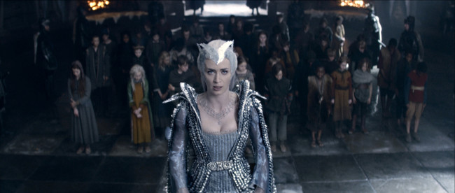 El Cazador Y La Reina De Hielo 8