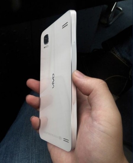 Vivo Xplay 3S, el primer smartphone en romper la barrera de los 500 ppp en su pantalla