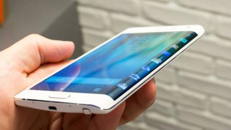 Samsung Galaxy Note Edge es un 15% más caro en UK que el Note covencional
