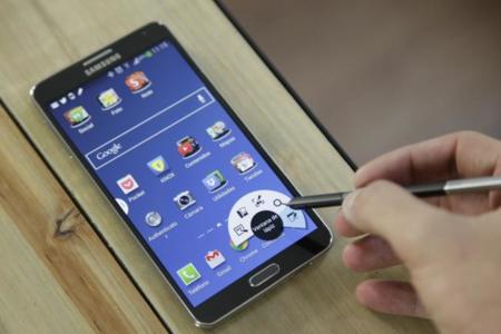 Más de un tercio de los smartphones vendidos sube ya hasta las 5 pulgadas de pantalla
