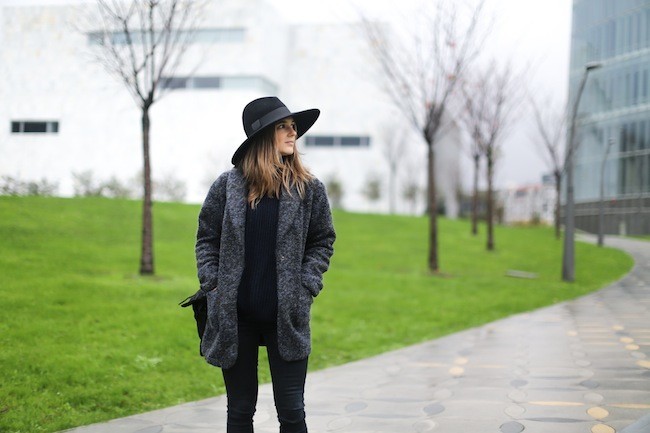 Clochet Streetstyle Mango Jacket Fedora Hat Kitten Heels 4