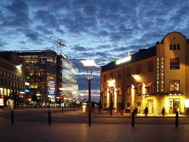 800px Mittsommernacht In Helsinki