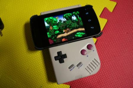 La imagen de la semana: Una Game Boy convertida en un gamepad para Android