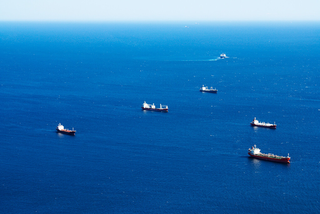 Rússia criou rede secreta para vender US$ 90 bilhões em petróleo, até que ela caiu porque todos usavam o mesmo servidor de e-mail