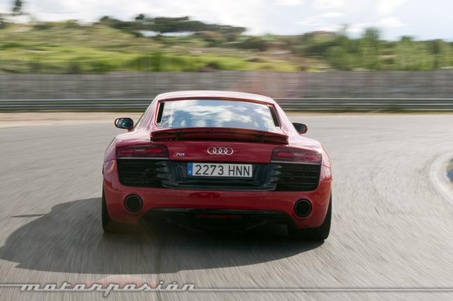 Audi R8 V10 S-Tronic