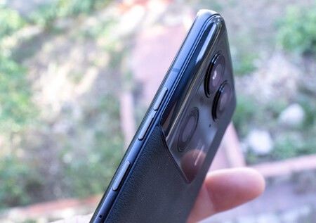 Botones del Motorola Edge 50 Ultra