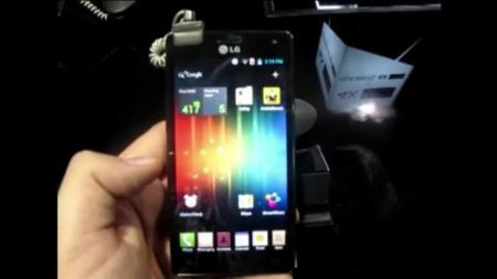 Gama alta de LG, Optimus 4X HD, en vídeo