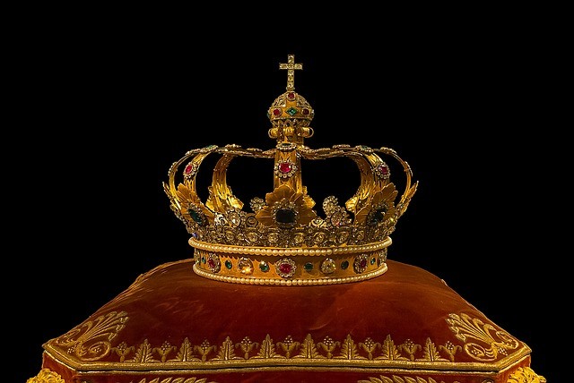 Crown 759296 640