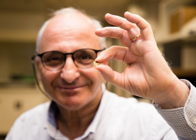Professor Rachid Yazami His Smart Chip