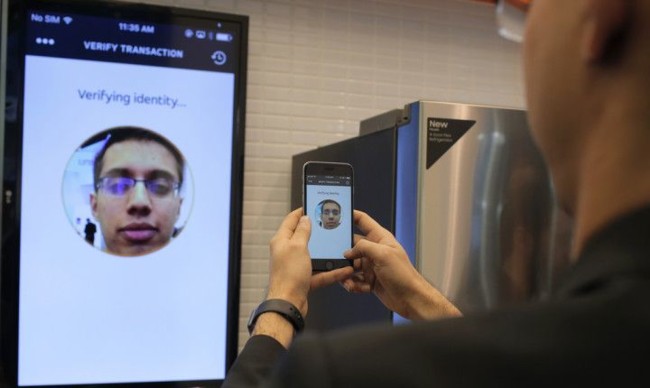 Selfie Pay