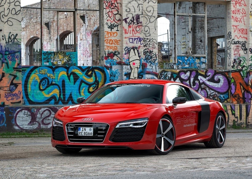Audi R8 E Tron Concept 2013 1024x768 Wallpaper 02