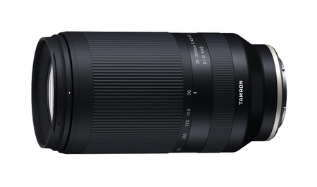 Tamron 70 300 Mm F4 5 6 3 Di Iii Rxd 02