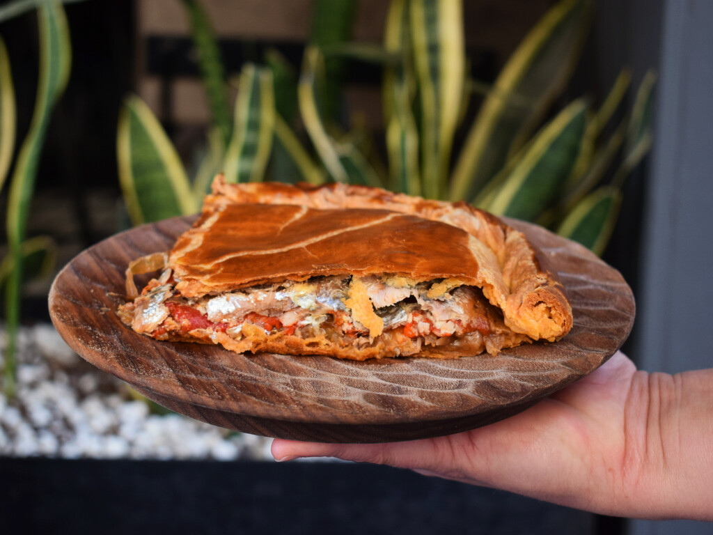 Las cuatro claves para hacer una empanada gallega perfecta, con los trucos del chef coruñés Pablo Pizarro