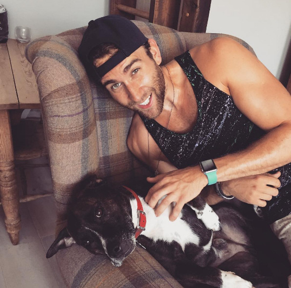 Matthew Lewis y Charlie