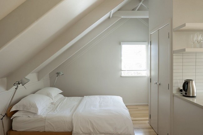 Un garaje que se transforma en un encantador estudio