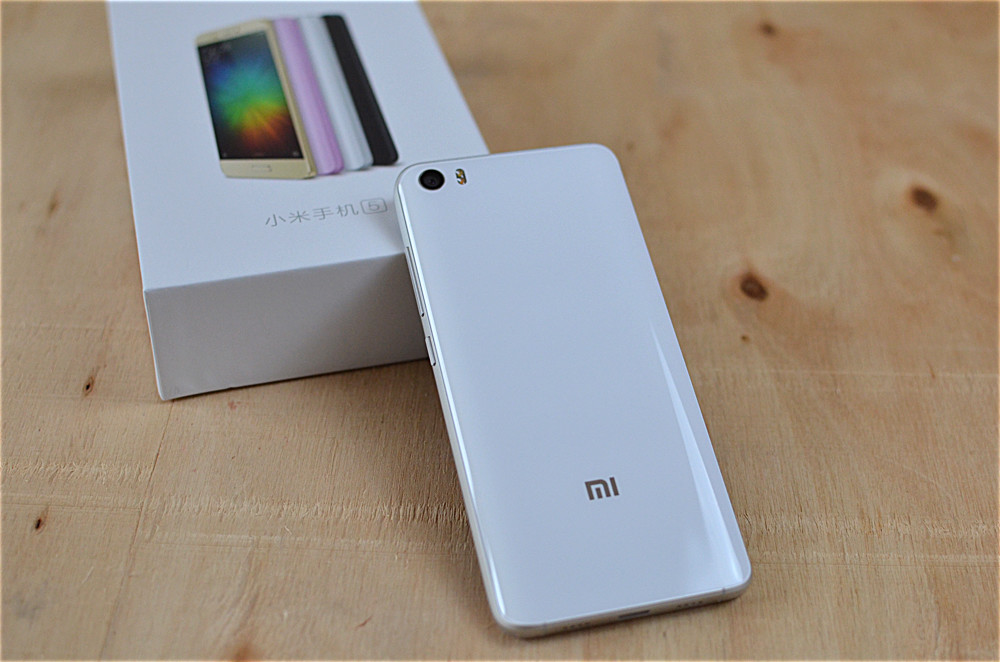 Xiaomi Mi5 Acabado Review Trasera Cristal