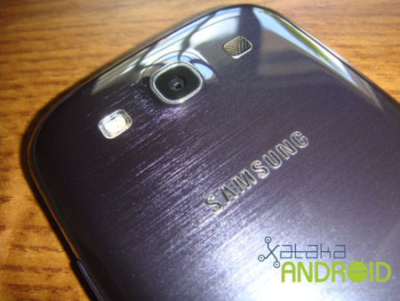Samsung podría estar investigando con nuevos materiales para sus dispositivos Galaxy