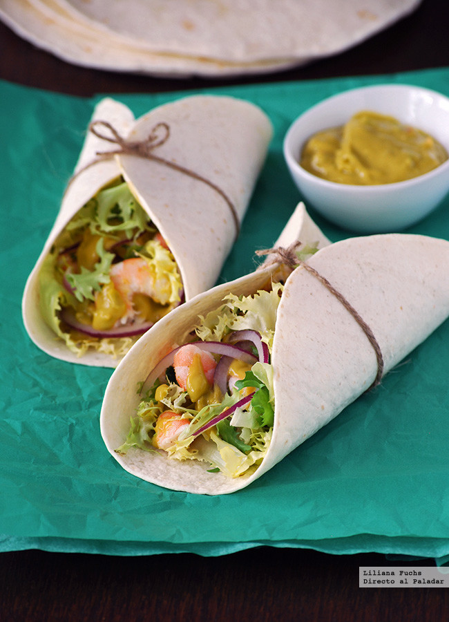 Tacos Gambas con salsa de aguacate y tahini