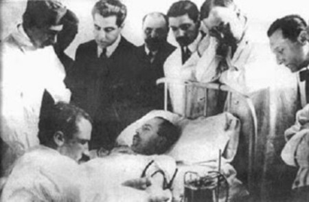 alexander+bogdanov3.jpg