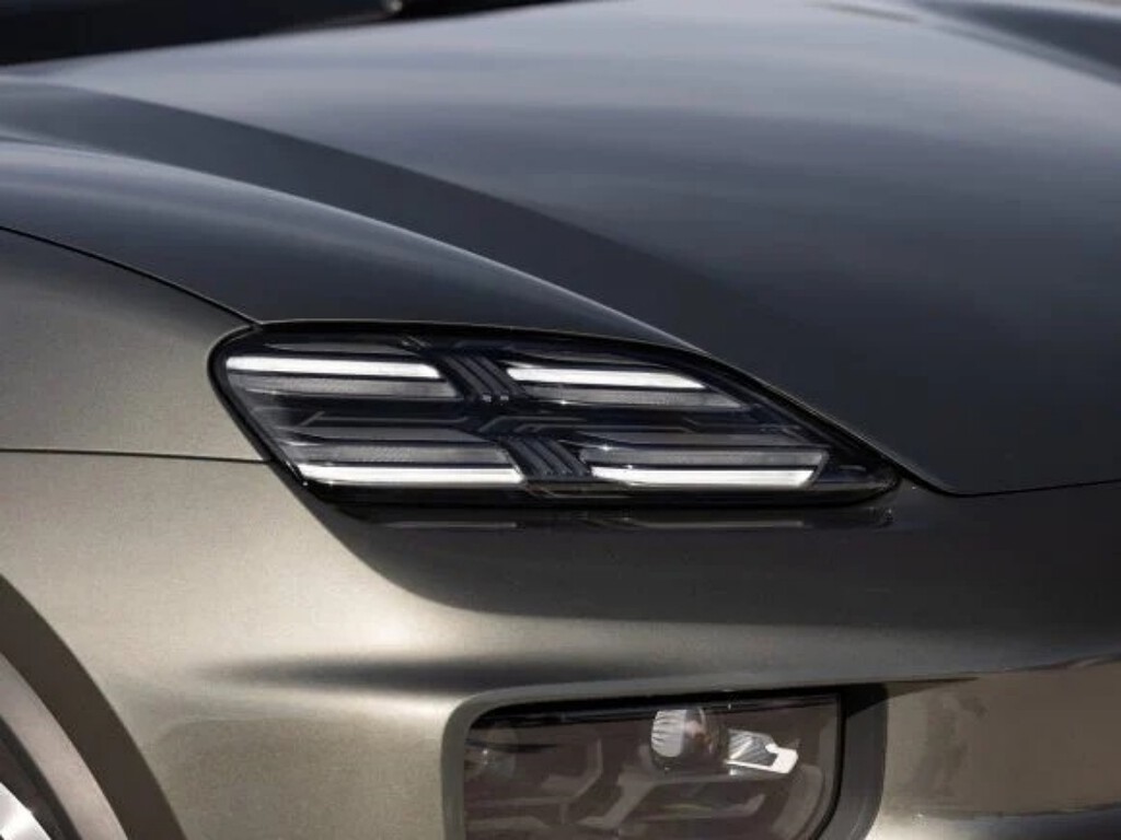 O presidente da Porsche está de saída, admitindo um erro em um momento em que a marca mal consegue dar lucro