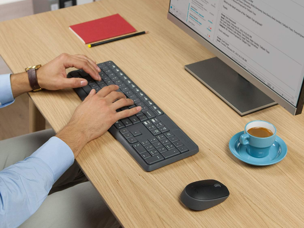 Deixe seu setup completo: Combos de teclado e mouse sem fio Logitech com descontos de até 30% na Amazon