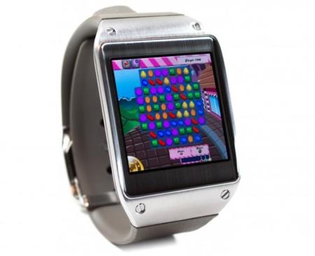 Android en miniatura o cómo jugar a Candy Crush en el smartwatch Samsung Galaxy Gear