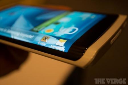 Samsung muestra YOUM, el primer prototipo Android funcional con pantalla flexible