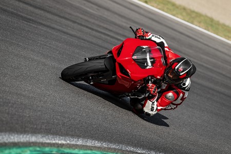 Ducati Panigale V2 2020 013