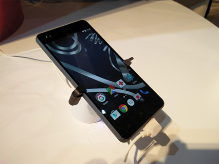 bq Aquaris X5, toma de contacto con el primer smartphone metálico de bq