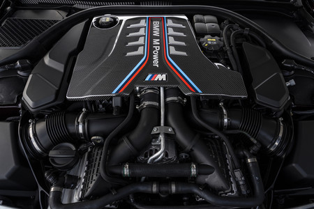 BMW M8 Gran Coupe 2020 motor