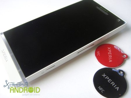 Sony Xperia S, análisis a fondo (II). Sony se pone al día con las especificaciones