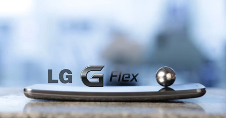LG nos enseña la autorreparación en la tapa trasera del G Flex, en vídeo