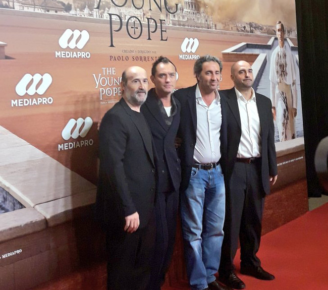 Theyoungpope Photocall