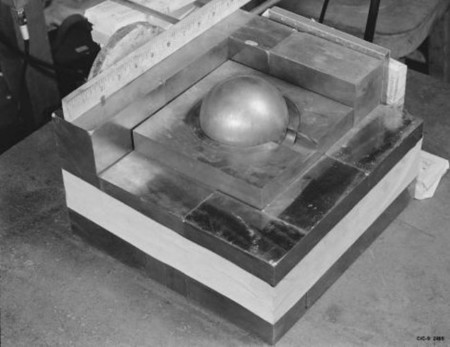 partially-reflected-plutonium-sphere.jpg