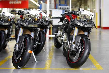 Fabrica Ducati 1