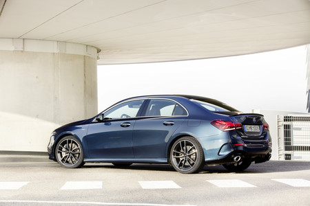 Mercedes-AMG A 35 Sedán