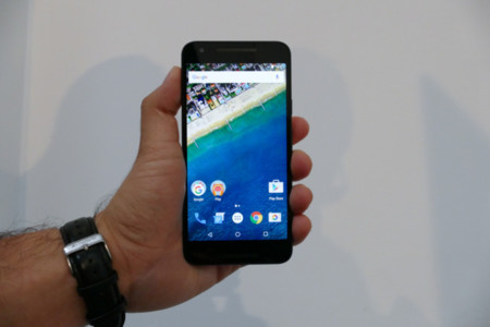 Nexus 5X ya en precompra y llega con un Chromecast bajo el brazo