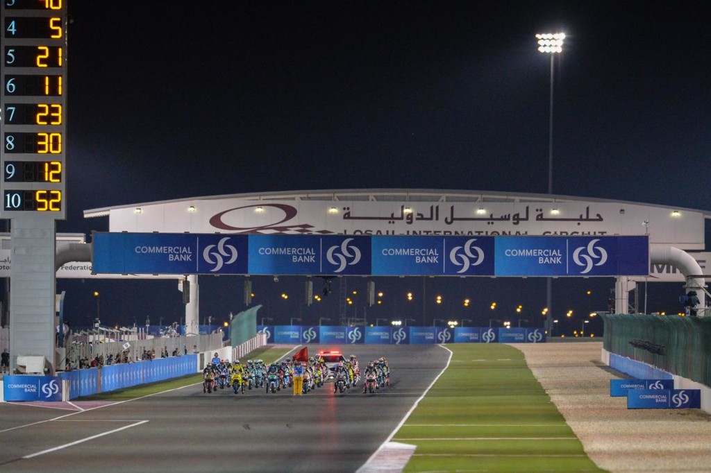 Moto2lg4 8253 0 Gallery Full Top Lg