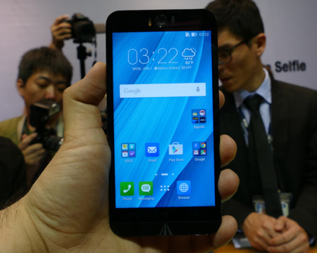 ASUS Zenphone Selfie, toma de contacto