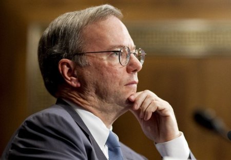 Eric Schimdt llama a la calma, Motorola no va a tener privilegios