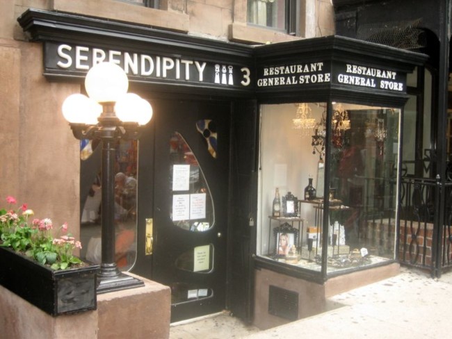 Entrance To Serendipity 3 The New York City Dessert Restaurant